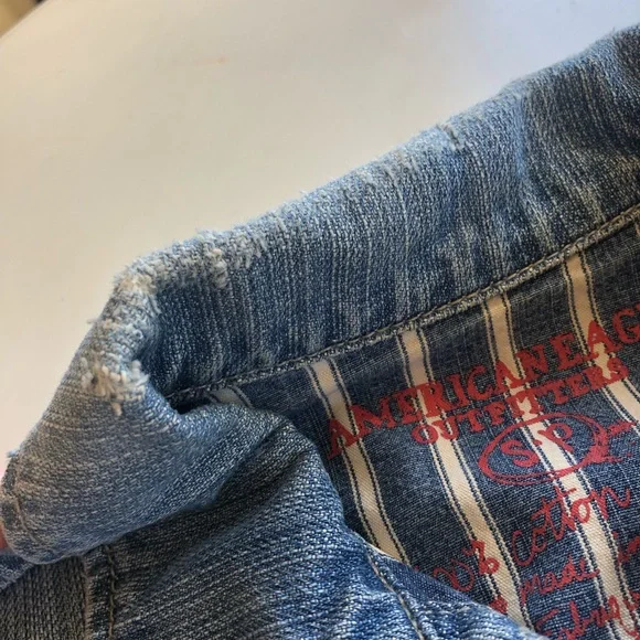 American Eagle Jean Jacket Size S - Picture 5 of 6